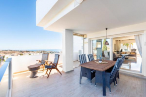 Miraflores Garden Golf - 3 bedroom apartment with Golf and Sea View